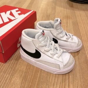 NIKE toddler size 6 high tops